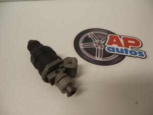 Gebruikte Injector (benzine injectie) Audi A8 (D2) 2.8 V6 Quattro Prijs € 19,99 Margeregeling aangeboden door AP Autos