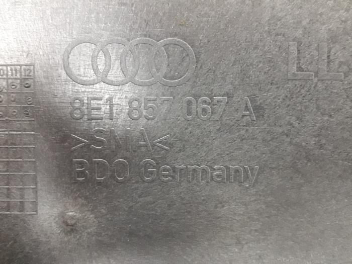 Dashboard van een Audi A4 (B6) 1.9 TDI 100 2003