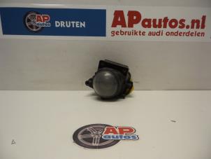 Gebruikte Mistlamp links-voor Audi A6 Avant Quattro (C5) 2.8 V6 30V Prijs € 19,99 Margeregeling aangeboden door AP Autos