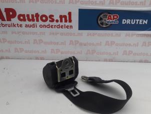 Gebruikte Veiligheidsgordel links-achter Audi Cabrio (B4) 2.3 E Prijs € 19,99 Margeregeling aangeboden door AP Autos