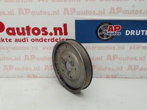 Gebruikte Stuurbekrachtiging Pomp Poelie Audi A8 (D2) 2.8 V6 Quattro Prijs € 15,00 Margeregeling aangeboden door AP Autos