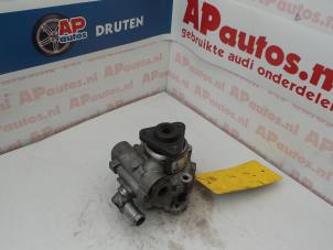 Gebruikte Stuurpomp Audi A6 Avant Quattro (C5) 2.5 TDI V6 24V Prijs € 45,00 Margeregeling aangeboden door AP Autos