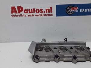 Gebruikte Kleppendeksel Audi A6 (C6) 3.2 V6 24V FSI Prijs € 24,99 Margeregeling aangeboden door AP Autos