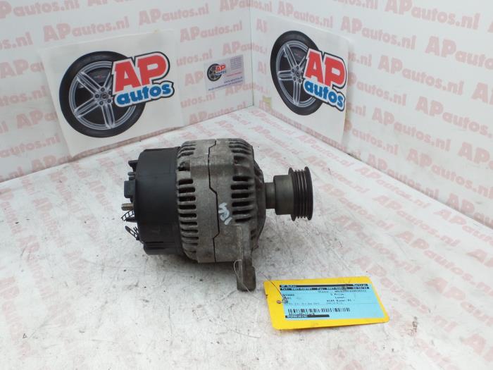Gebruikte Dynamo Audi 80 Avant (B4) 2.0 E,S Prijs € 49,99 Margeregeling aangeboden door AP Auto's