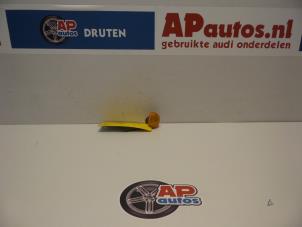 Gebruikte Knipperlicht Scherm rechts-voor Audi A3 (8L1) 1.6 Prijs € 35,00 Margeregeling aangeboden door AP Autos