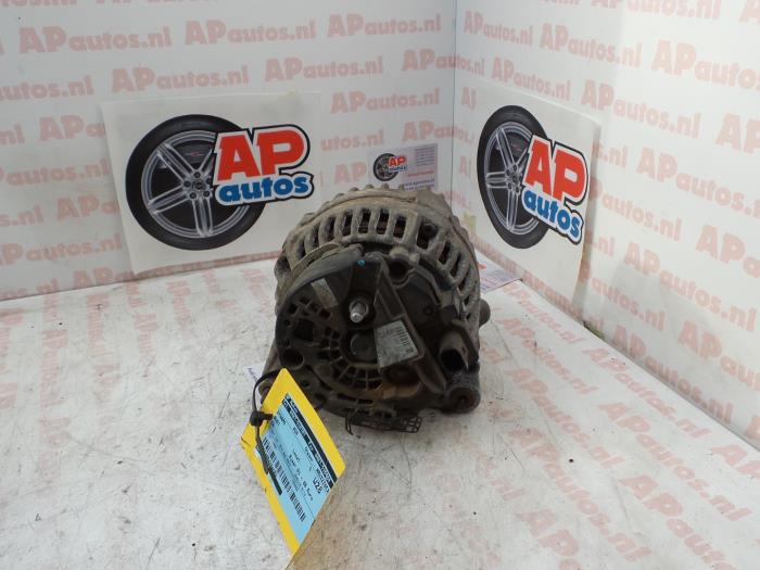Gebruikte Dynamo Audi A4 Avant (B6) 1.9 TDI PDE 130 Prijs € 24,99 Margeregeling aangeboden door AP Auto's
