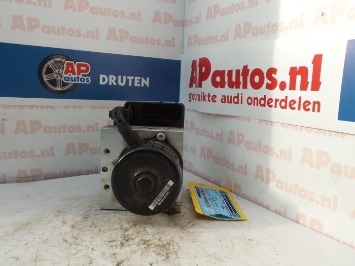 Gebruikte ABS Pomp Audi A3 (8L1) 1.6 Prijs € 19,99 Margeregeling aangeboden door AP Auto's