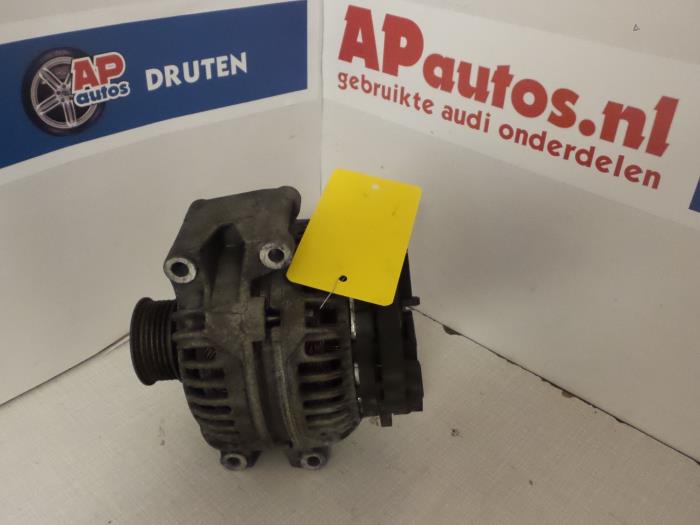 Gebruikte Dynamo Audi A4 (B6) 2.0 FSI 16V Prijs € 19,99 Margeregeling aangeboden door AP Auto's