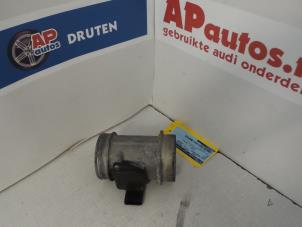 Gebruikte Luchtmassameter Audi A4 Avant (B6) 2.5 TDI 24V Prijs € 19,99 Margeregeling aangeboden door AP Auto's