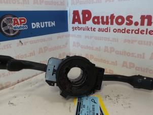 Gebruikte Ruitenwis Schakelaar Audi A4 Avant (B5) 1.8 20V Prijs € 35,00 Margeregeling aangeboden door AP Autos