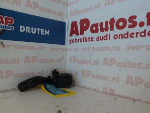 Gebruikte Tempomaat Bediening Audi A4 (B6) 1.9 TDI PDE 130 Prijs € 50,00 Margeregeling aangeboden door AP Autos