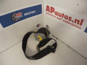 Gebruikte Veiligheidsgordel links-achter Audi A6 Avant Quattro (C5) 2.5 TDI V6 24V Prijs € 19,99 Margeregeling aangeboden door AP Autos