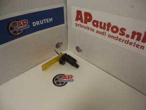 Gebruikte Ruitensproeierpomp voor Audi A4 Avant (B6) 2.4 V6 30V Prijs € 35,00 Margeregeling aangeboden door AP Autos