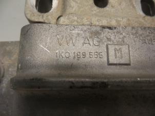 Motorsteun van een Audi A3 (8P1) 2.0 16V FSI 2006