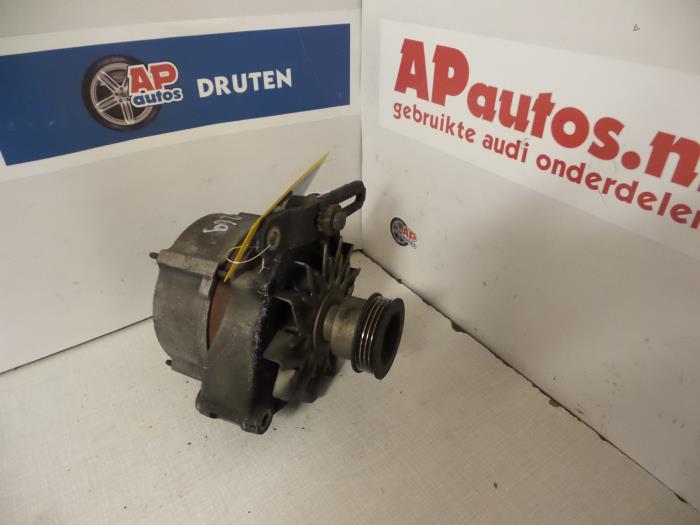 Gebruikte Dynamo Audi 80 (B4) 2.0 E Prijs € 49,99 Margeregeling aangeboden door AP Auto's