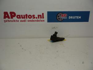 Gebruikte Fusee Kogel Audi Cabrio (B4) 2.8 E Prijs € 19,99 Margeregeling aangeboden door AP Autos