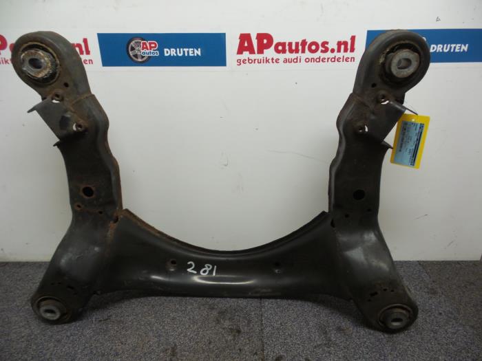 Gebruikte Subframe Audi A6 Quattro (C6) 3.0 TDI V6 24V Prijs € 44,99 Margeregeling aangeboden door AP Auto's