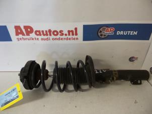 Gebruikte Schokdemper links-voor Audi A2 (8Z0) 1.4 TDI Prijs € 45,00 Margeregeling aangeboden door AP Autos