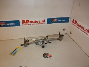 Gebruikte Ruitenwismotor + Mechaniek Audi A1 (8X1/8XK) 1.2 TFSI Prijs € 55,00 Margeregeling aangeboden door AP Autos