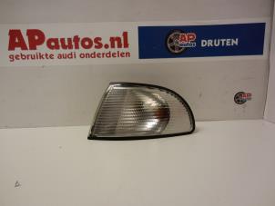Gebruikte Knipperlicht links Audi A4 Avant (B5) 2.5 TDI V6 24V Prijs € 35,00 Margeregeling aangeboden door AP Autos