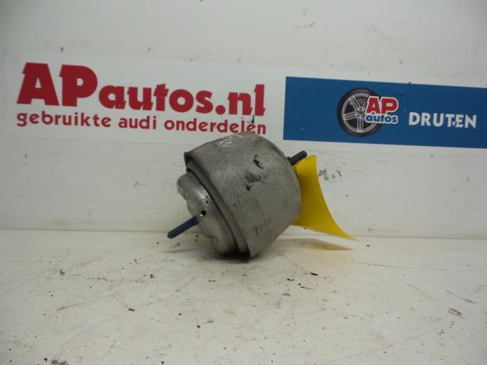 Gebruikte Motorsteun Audi A4 Avant (B5) 1.9 TDI Prijs € 19,99 Margeregeling aangeboden door AP Auto's