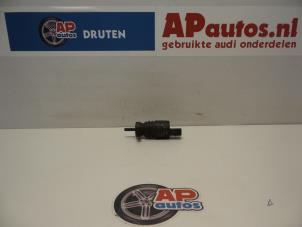 Gebruikte Ruitensproeierpomp voor Audi A4 Prijs € 9,99 Margeregeling aangeboden door AP Autos