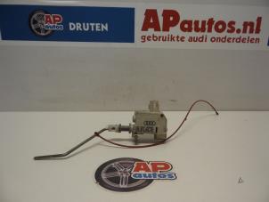 Gebruikte Tankklep Vergrendelingsmotor Audi A3 Prijs € 30,00 Margeregeling aangeboden door AP Autos