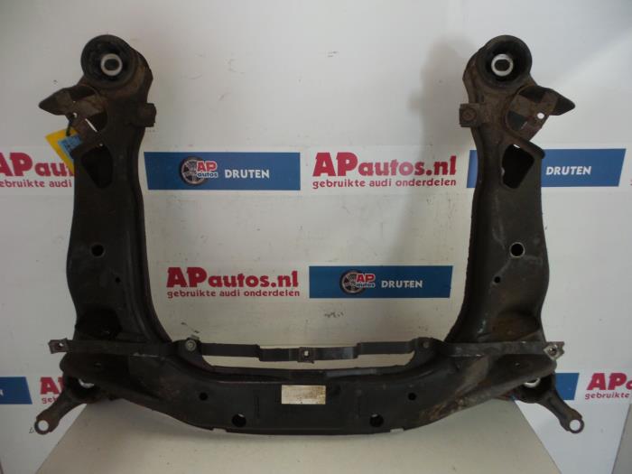 Gebruikte Subframe Audi A4 Avant (B7) 1.8 T 20V Prijs € 44,99 Margeregeling aangeboden door AP Auto's