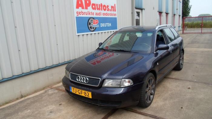 Gebruikte Motor Audi A4 Avant (B5) 2.5 TDI V6 24V Prijs € 349,99 Margeregeling aangeboden door AP Auto's
