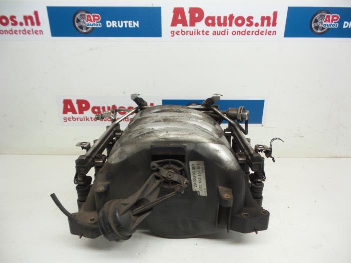 Gebruikte Inlaatspruitstuk Audi A4 Quattro (B5) 2.8 V6 30V Prijs € 74,99 Margeregeling aangeboden door AP Auto's