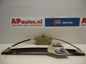 Gebruikte Ruitmechaniek 4Deurs links-achter Audi A6 Avant Quattro (C6) 3.0 TDI V6 24V Prijs € 24,99 Margeregeling aangeboden door AP Autos