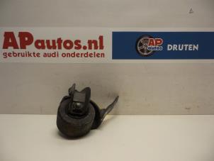 Gebruikte Trillings demper Audi A8 (D2) 2.5 TDI V6 24V Prijs € 19,99 Margeregeling aangeboden door AP Autos