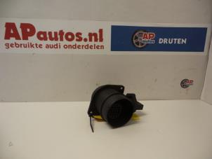 Gebruikte Luchtmassameter Audi A3 (8P1) 1.9 TDI Prijs € 30,00 Margeregeling aangeboden door AP Autos