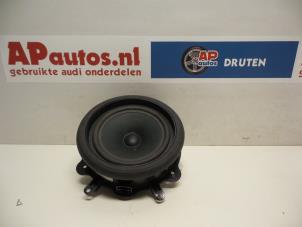 Gebruikte Luidspreker Audi RS 4 Avant (B7) RS4 4.2 V8 40V Prijs € 19,99 Margeregeling aangeboden door AP Auto's