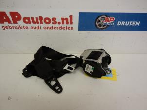 Gebruikte Veiligheidsgordel rechts-voor Audi A6 (C6) 2.0 TDI 16V Prijs € 29,99 Margeregeling aangeboden door AP Autos