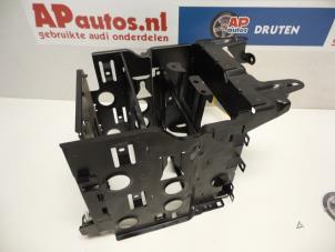 Gebruikte Steun (diversen) Audi A6 Quattro (C6) 3.0 TDI V6 24V Prijs € 17,50 Margeregeling aangeboden door AP Auto's