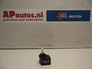Gebruikte Koplampmotor Audi A6 (C6) 2.0 TDI 16V Prijs € 19,99 Margeregeling aangeboden door AP Autos