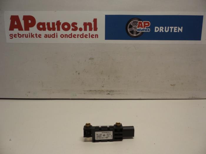 Gebruikte Airbag Sensor Audi A4 Avant (B6) 2.0 FSI 16V Prijs € 10,00 Margeregeling aangeboden door AP Auto's
