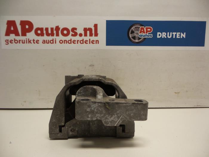 Gebruikte Motorsteun Audi A3 (8P1) 1.6 Prijs € 19,99 Margeregeling aangeboden door AP Auto's