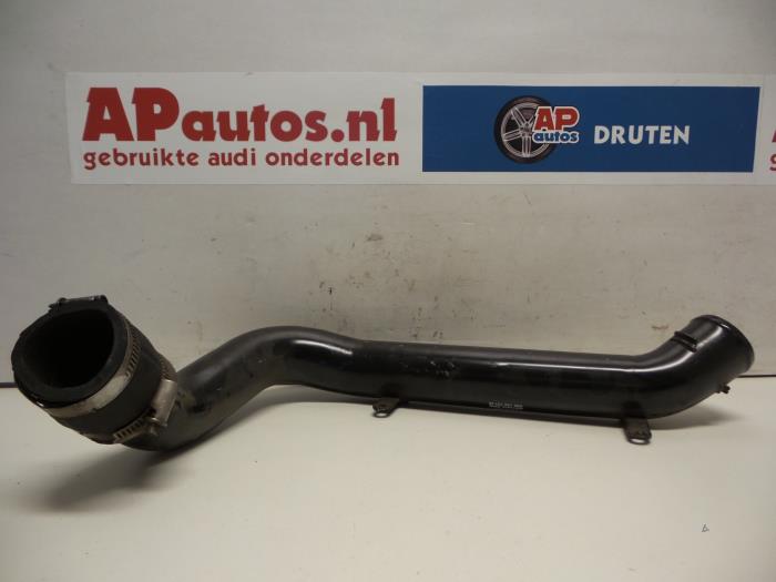 Gebruikte Leiding (diversen) Audi A8 (D3) 3.7 V8 40V Quattro Prijs € 19,99 Margeregeling aangeboden door AP Auto's