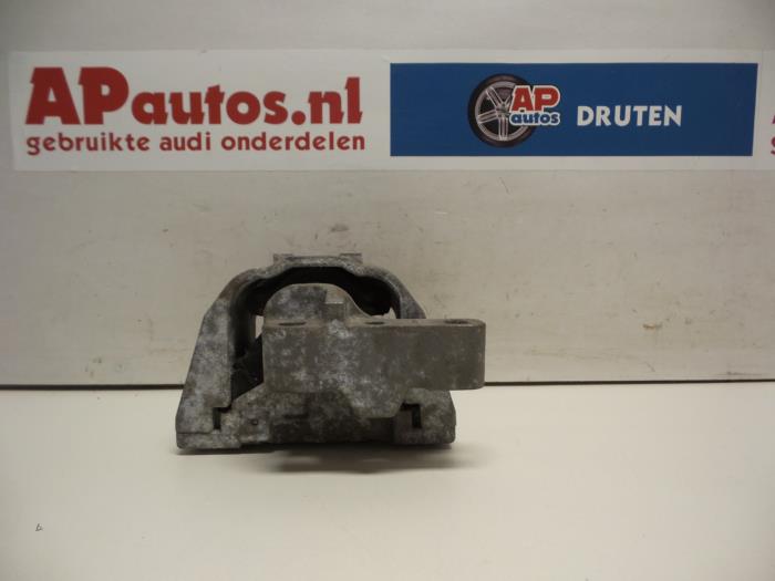 Gebruikte Motorsteun Audi A3 (8L1) 1.6 Prijs € 19,99 Margeregeling aangeboden door AP Auto's