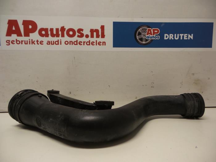 Gebruikte Intercooler Buis Audi A3 Sportback (8PA) 1.9 TDI Prijs € 24,99 Margeregeling aangeboden door AP Auto's