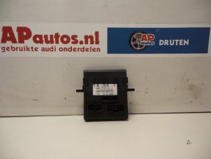 Gebruikte Boordcomputer Audi A6 Avant Quattro (C6) 3.2 V6 24V FSI Prijs € 44,99 Margeregeling aangeboden door AP Autos