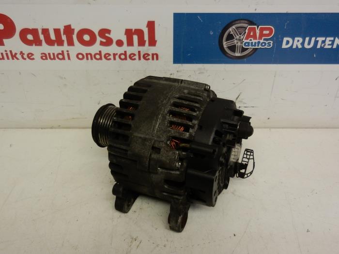 Gebruikte Dynamo Audi A4 (B7) 2.0 TDI 16V Prijs € 24,99 Margeregeling aangeboden door AP Auto's