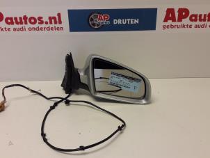 Gebruikte Spiegel Buiten rechts Audi A4 Avant (B7) 2.0 TDI 16V Prijs € 19,99 Margeregeling aangeboden door AP Autos