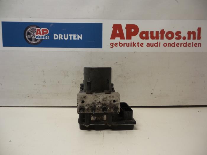 Gebruikte ABS Pomp Audi A4 Avant (B7) 2.0 TDI 16V Prijs € 19,99 Margeregeling aangeboden door AP Auto's