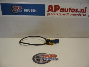 Gebruikte Sensor Pingel/klop Audi A4 Quattro (B6) 3.0 V6 30V Prijs € 35,00 Margeregeling aangeboden door AP Autos