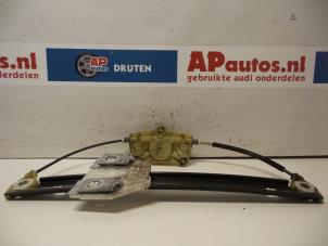 Gebruikte Ruitmechaniek 4Deurs rechts-achter Audi A6 Quattro (C6) 3.0 TDI V6 24V Prijs € 24,99 Margeregeling aangeboden door AP Autos