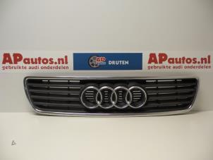 Gebruikte Grille Audi A6 (C4) 2.6 V6 Prijs € 19,99 Margeregeling aangeboden door AP Autos