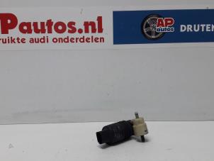 Gebruikte Ruitensproeierpomp voor Audi A4 Avant (B6) 1.9 TDI PDE 130 Prijs € 35,00 Margeregeling aangeboden door AP Autos